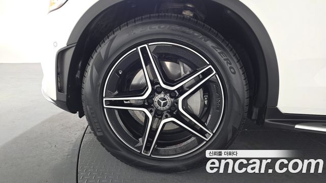 Mercedes-Benz GLC-Class GCL300 4MATIC Coupe