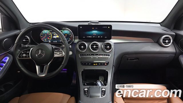 Mercedes-Benz GLC-Class GCL300 4MATIC Coupe