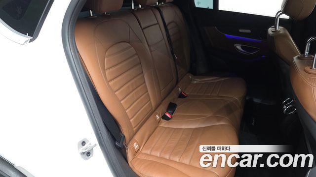 Mercedes-Benz GLC-Class GCL300 4MATIC Coupe