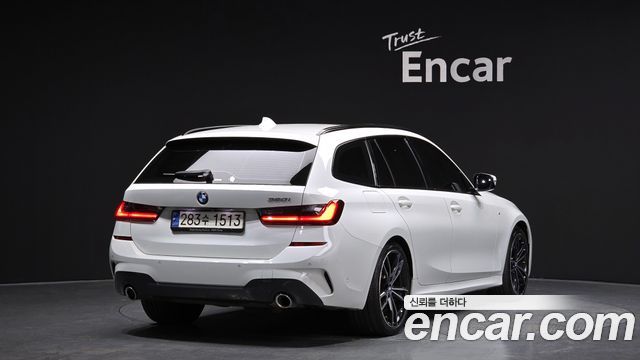 BMW 3-Series 320i Touring M Sports