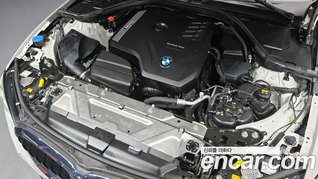BMW 3-Series 320i Touring M Sports