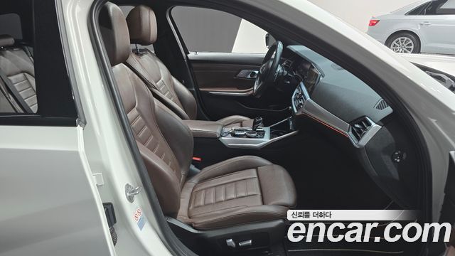 BMW 3-Series 320i Touring M Sports