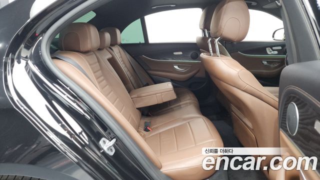 Mercedes-Benz E-Class E250 AMG Line