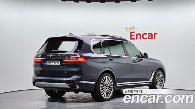 BMW X7 xDrive 40i Design Pure Excellence 7-Seater