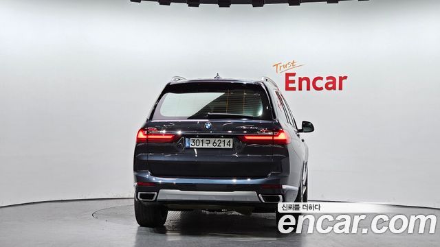 BMW X7 xDrive 40i Design Pure Excellence 7-Seater