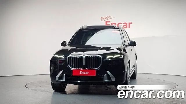 BMW X7 xDrive 40i Design Pure Excellence 6-Seater