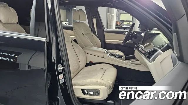 BMW X7 xDrive 40i Design Pure Excellence 6-Seater