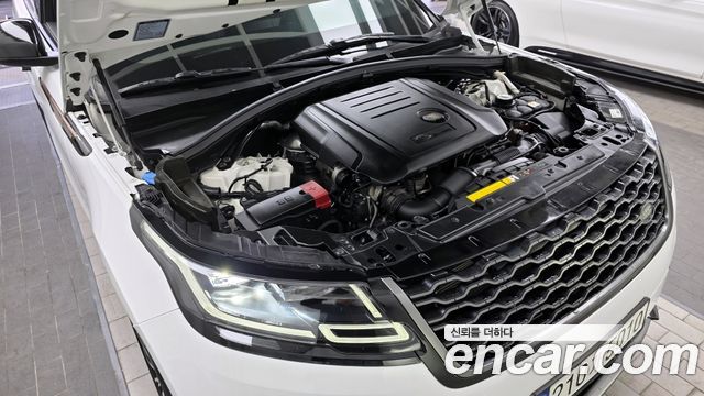 Land Rover Range Rover Velar 2.0 D240 R-Dynamic SE