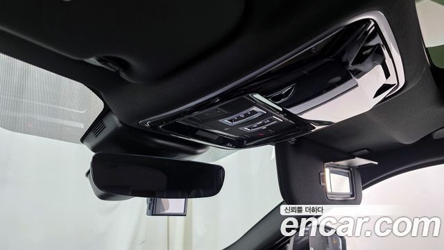 Land Rover Range Rover Velar 2.0 D240 R-Dynamic SE