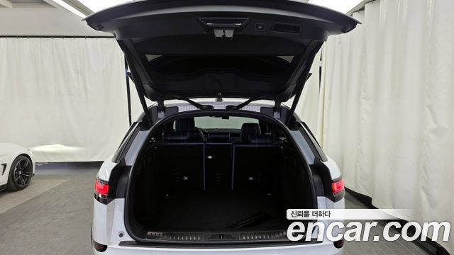 Land Rover Range Rover Velar 2.0 D240 R-Dynamic SE