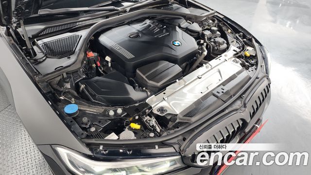 BMW 3-Series 320i Luxury