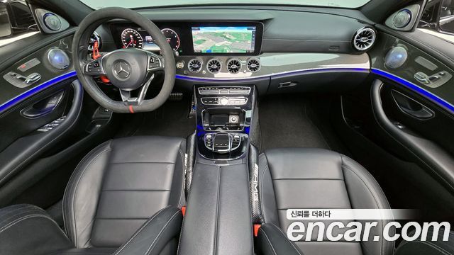 Mercedes-Benz E-Class E300 4MATIC AMG Line