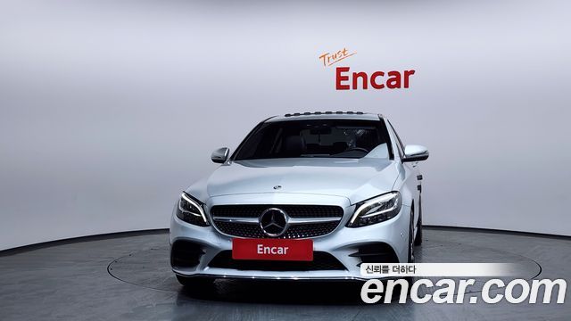 Mercedes-Benz C-Class C200 AMG Line