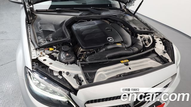 Mercedes-Benz C-Class C200 AMG Line