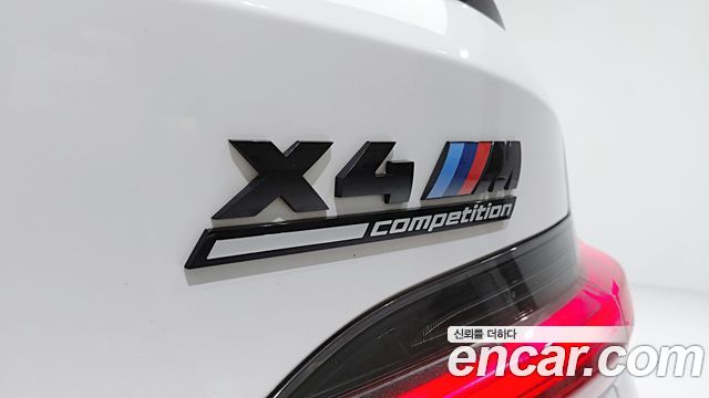 BMW X4M 3.0 Competition Carbon Package