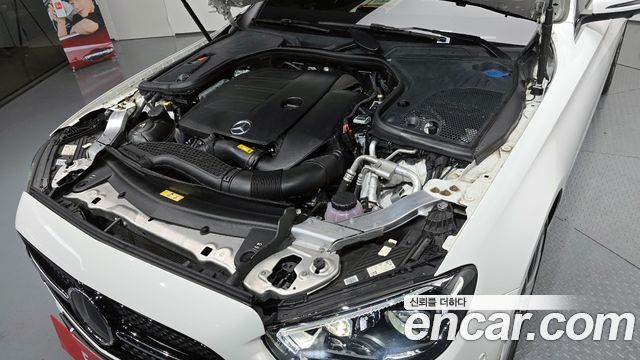 Mercedes-Benz E-Class E350 4MATIC AMG Line