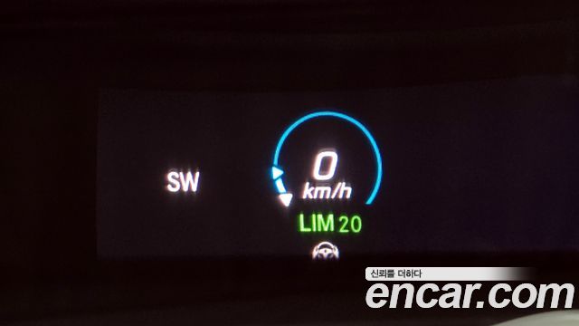 Mercedes-Benz E-Class E350 4MATIC AMG Line