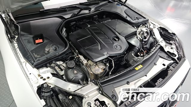Mercedes-Benz E-Class E220d Cabriolet
