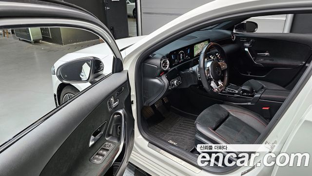 Mercedes-Benz A-Class AMG A35 4MATIC Sedan