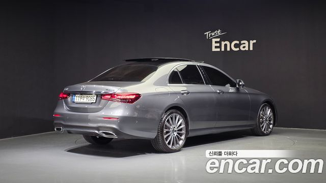 Mercedes-Benz E-Class E350 4MATIC AMG Line