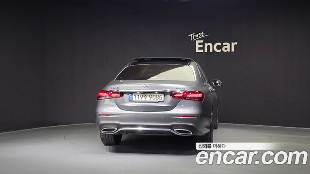Mercedes-Benz E-Class E350 4MATIC AMG Line
