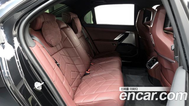 BMW 7-Series 740d xDrive M Sport