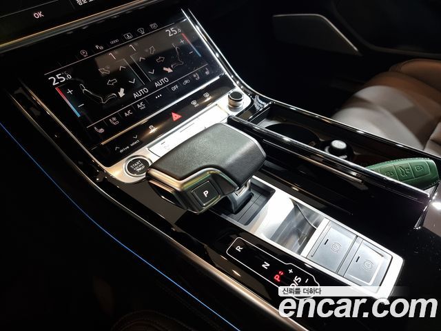 Audi A8 55 TFSI Quattro Premium LWB