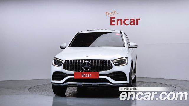 Mercedes-Benz GLC-Class GLC300e 4MATIC Coupe