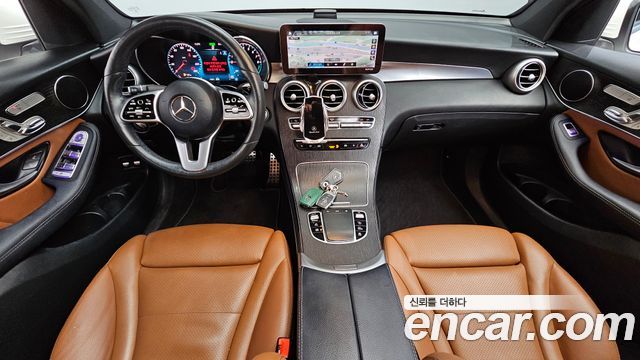 Mercedes-Benz GLC-Class GLC300e 4MATIC Coupe