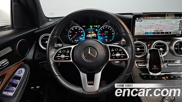 Mercedes-Benz GLC-Class GLC300e 4MATIC Coupe