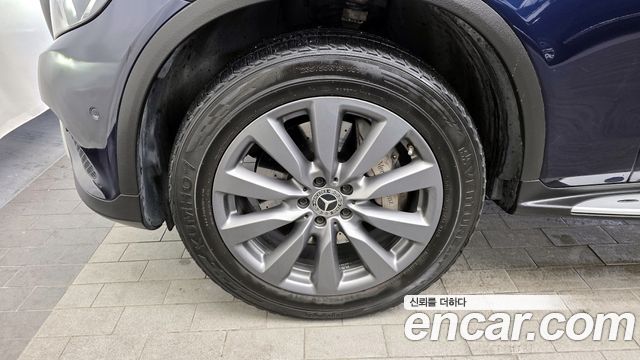 Mercedes-Benz GLC-Class GLC350e 4MATIC