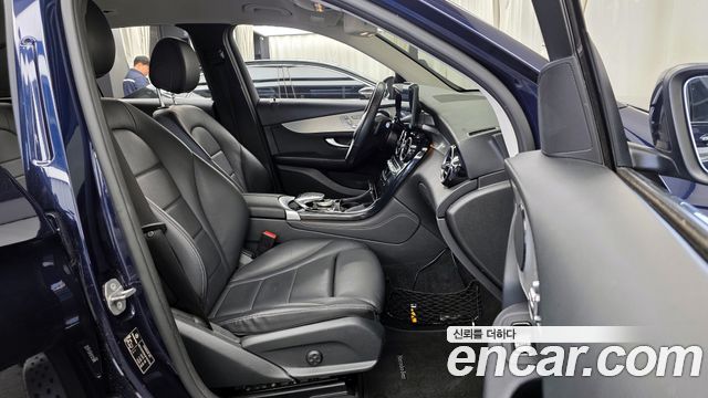 Mercedes-Benz GLC-Class GLC350e 4MATIC