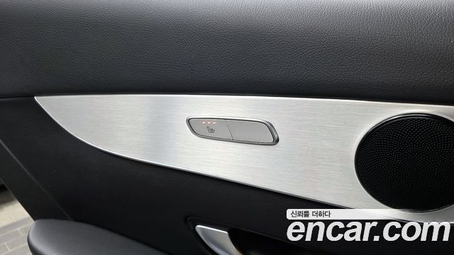 Mercedes-Benz GLC-Class GLC350e 4MATIC
