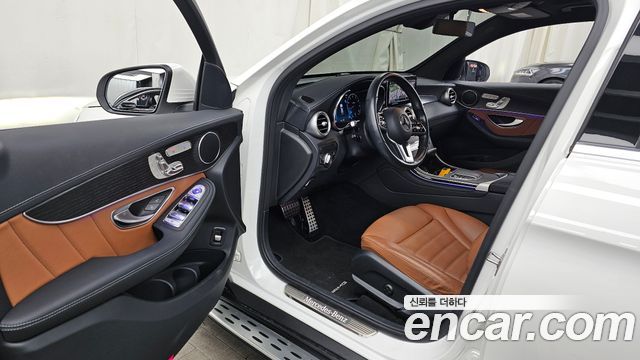 Mercedes-Benz GLC-Class GCL300 4MATIC Coupe