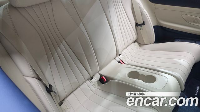 Mercedes-Benz E-Class E450 4MATIC Coupe