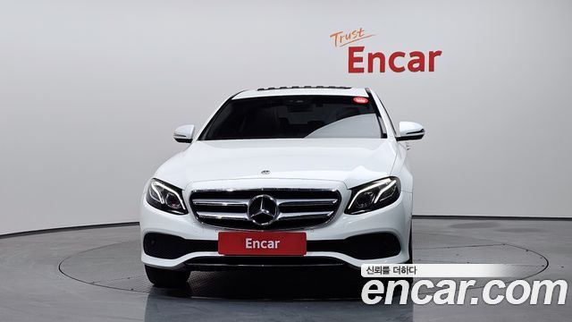 Mercedes-Benz E-Class E220d Avantgarde