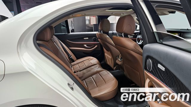 Mercedes-Benz E-Class E220d Avantgarde