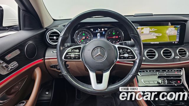 Mercedes-Benz E-Class E220d Avantgarde