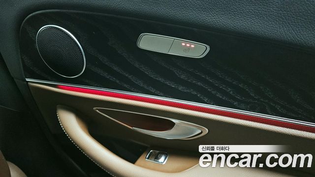 Mercedes-Benz E-Class E220d Avantgarde