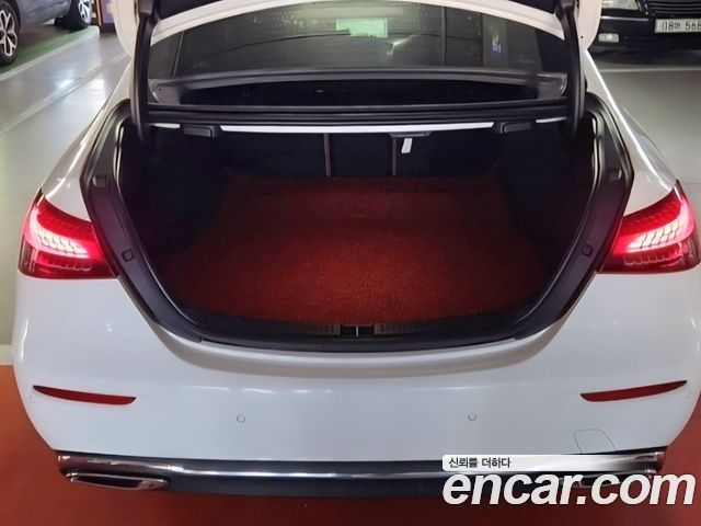 Mercedes-Benz E-Class E350 4MATIC Avantgarde