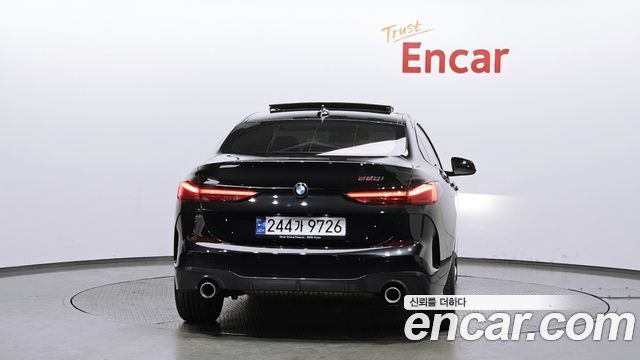 BMW 2-Series 220i M Sports