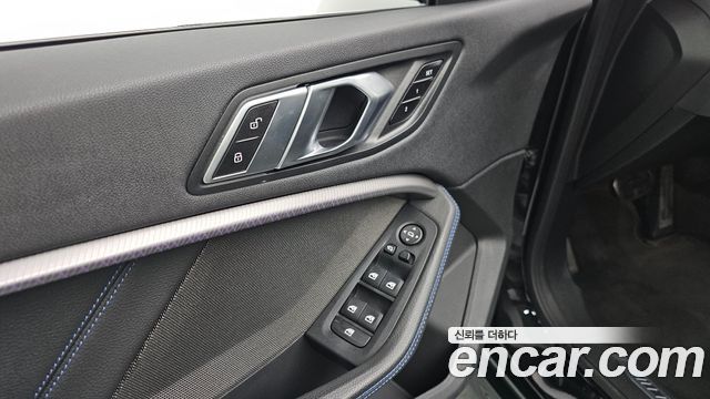 BMW 2-Series 220i M Sports