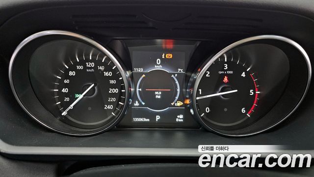 Land Rover Discovery 2.0 SD4 SE