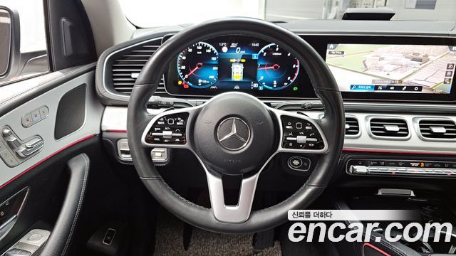 Mercedes-Benz GLE-Class GLE300d 4MATIC