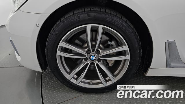 BMW 7-Series 730d xDrive M Sport