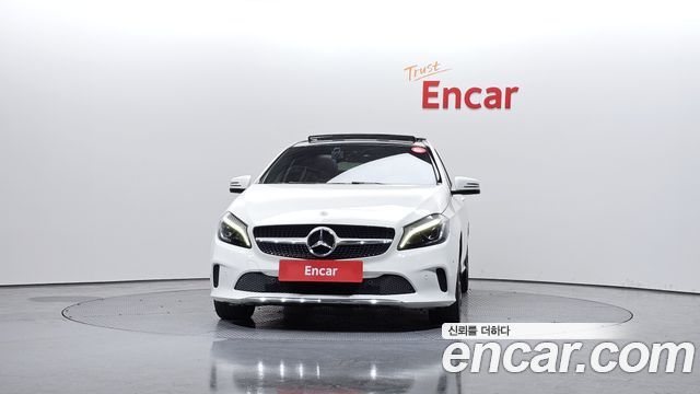 Mercedes-Benz A-Class A200