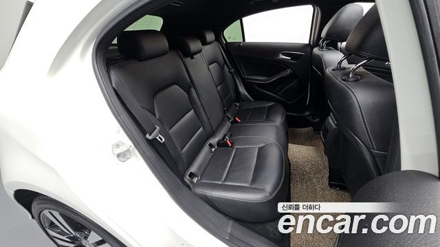 Mercedes-Benz A-Class A200