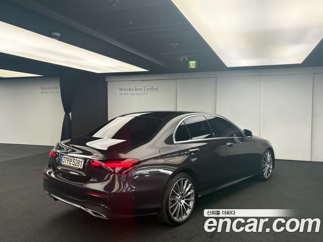 Mercedes-Benz E-Class E350 4MATIC AMG Line