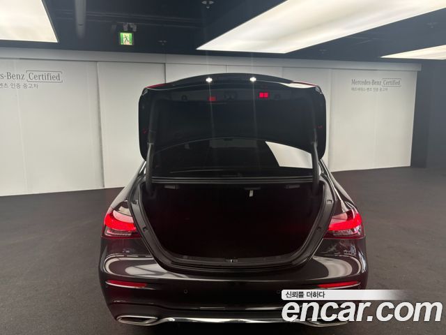 Mercedes-Benz E-Class E350 4MATIC AMG Line