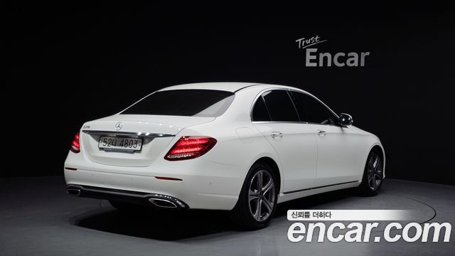 Mercedes-Benz E-Class E300 Avantgarde